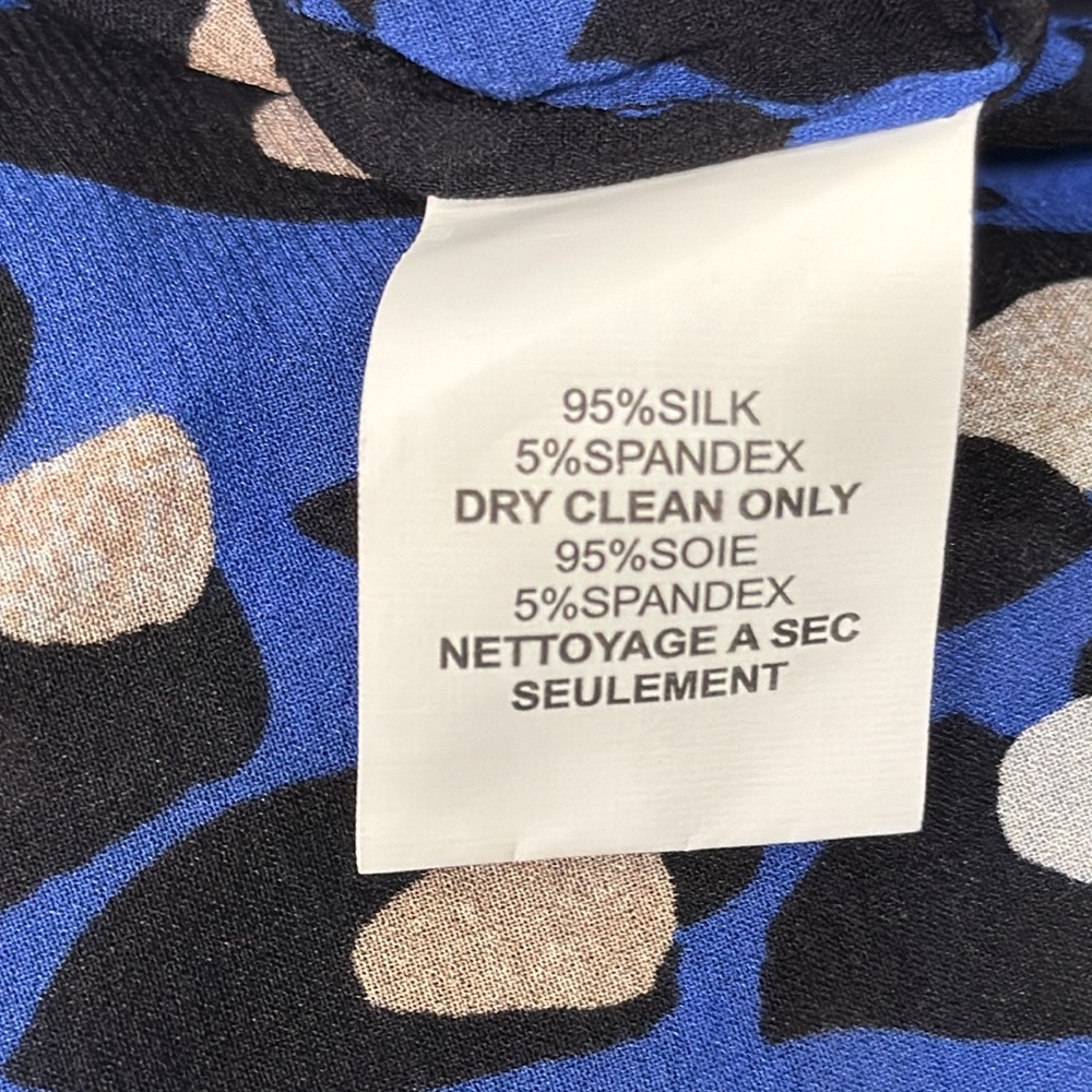 Trina Turk Blue Leopard Print Blouse Size Small - Picture 8 of 9